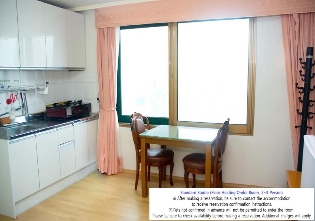 Seaside Minbak Villa Goseong  Exterior photo