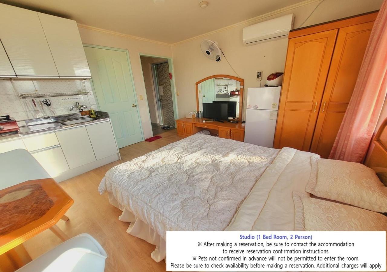Seaside Minbak Villa Goseong  Exterior photo